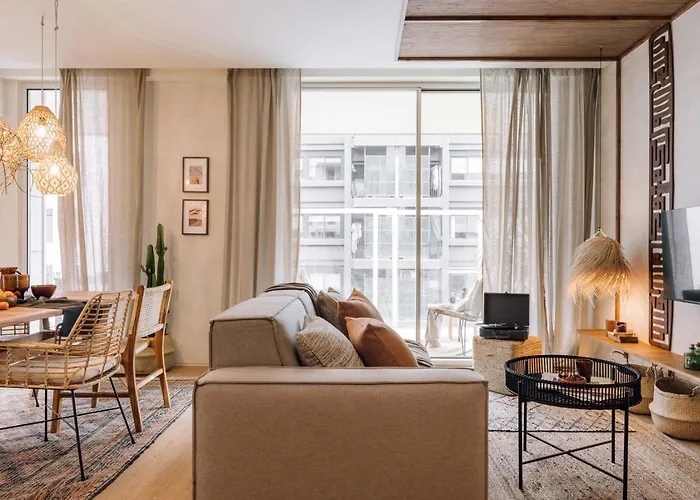 Maradah - 2 Bedrooms, Terrace In Marques De Pombal Apartman