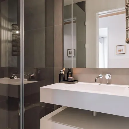Maradah - 2 Bedrooms, Terrace In Marques De Pombal דירה