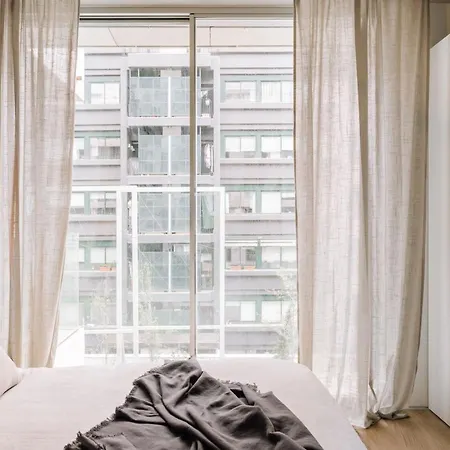 Maradah - 2 Bedrooms, Terrace In Marques De Pombal דירה ליסבון